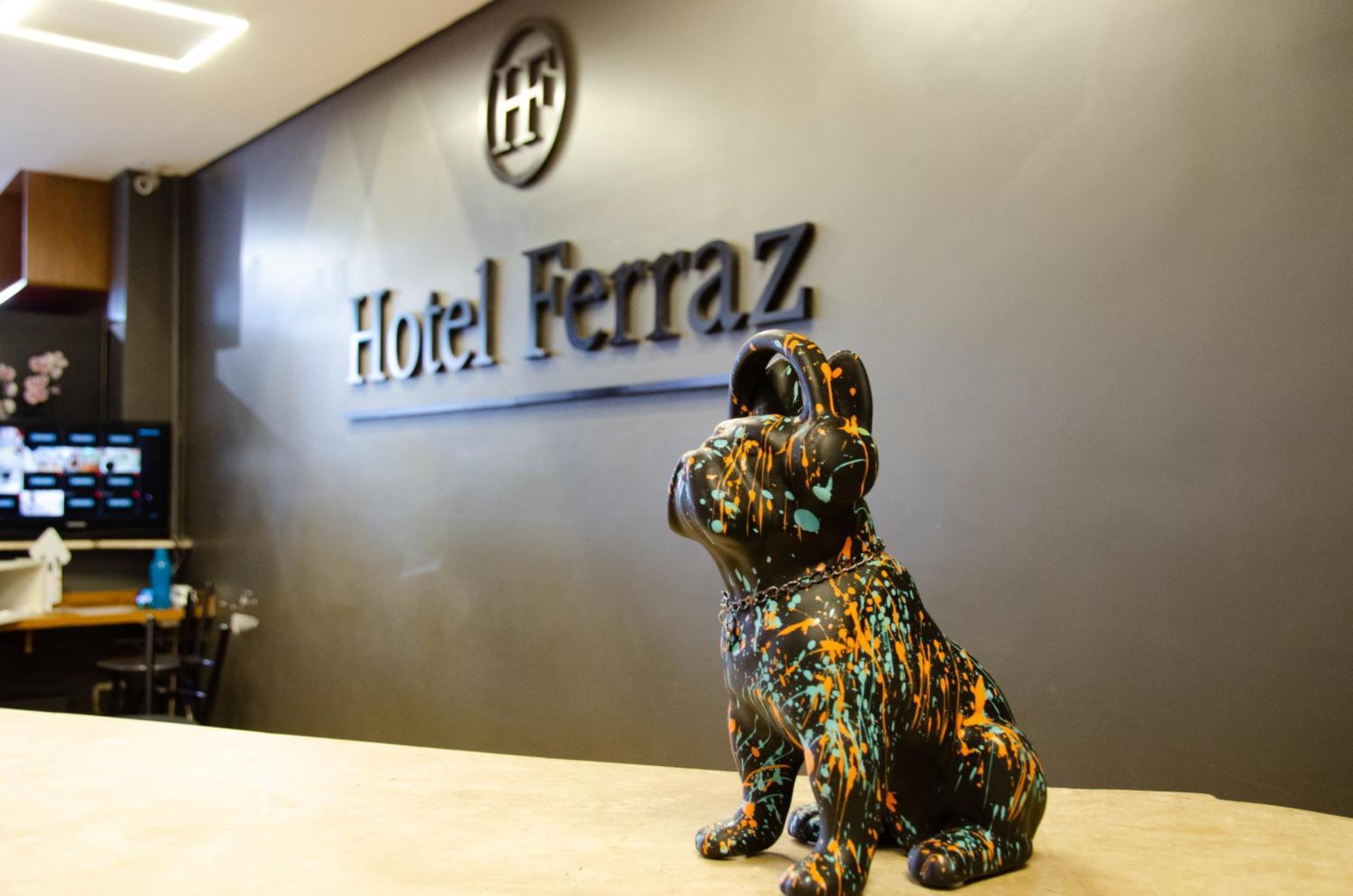 Hotel Ferraz Pouso Alegre Exteriör bild