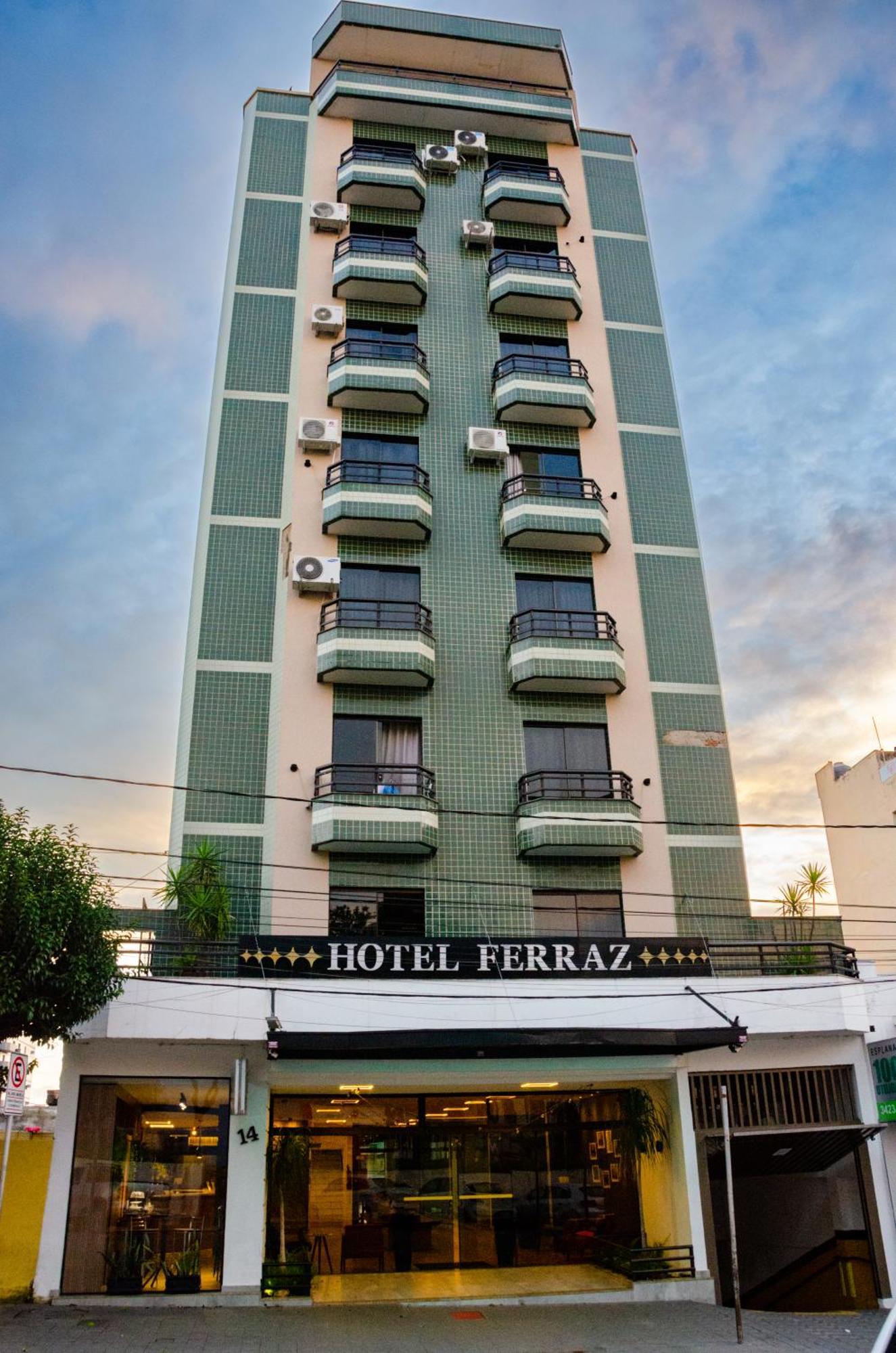 Hotel Ferraz Pouso Alegre Exteriör bild