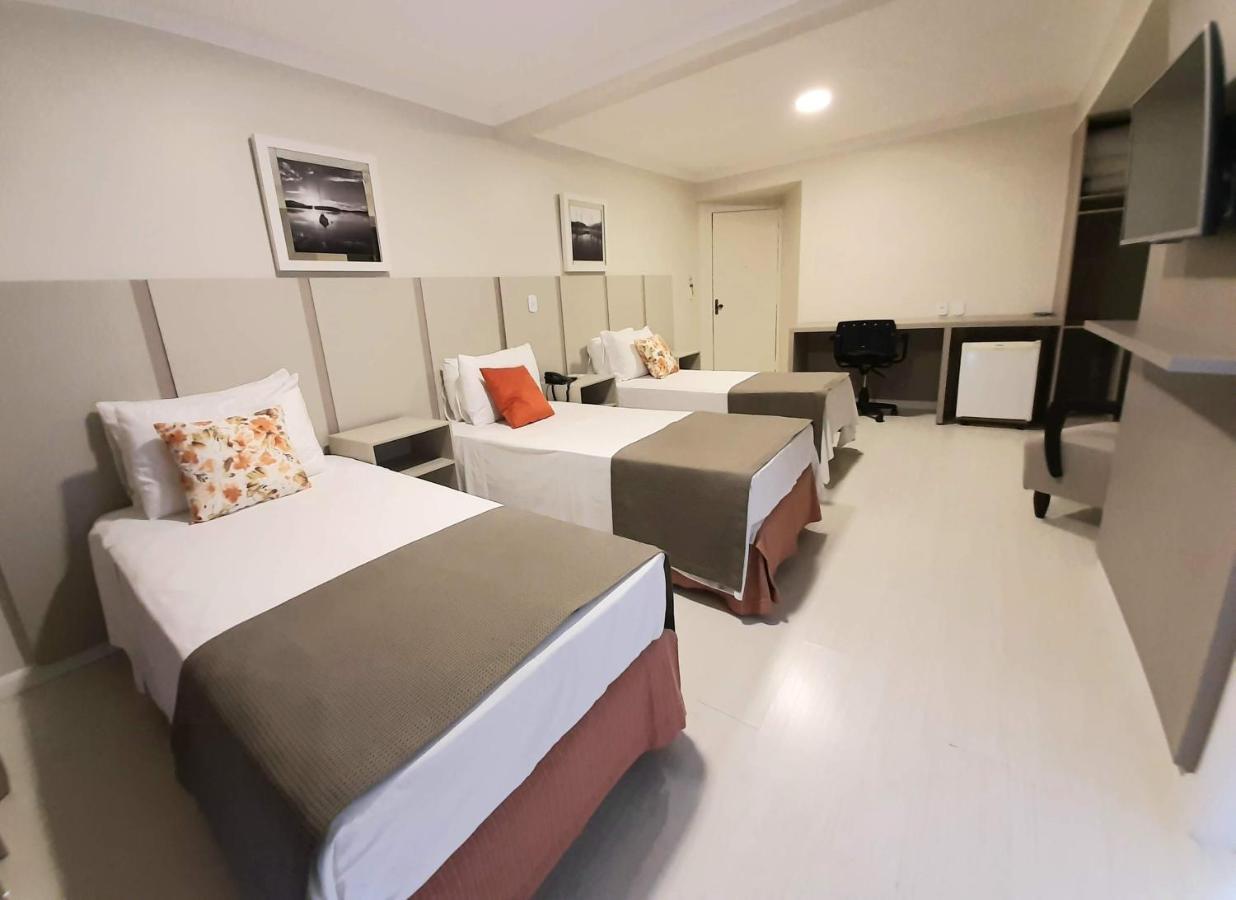 Hotel Ferraz Pouso Alegre Exteriör bild